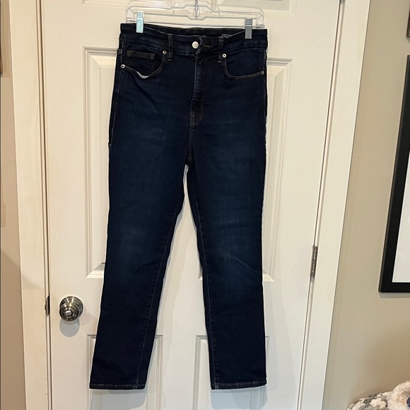 Good American Classic Slim Straight Jean  size 30 - Picture 1 of 3